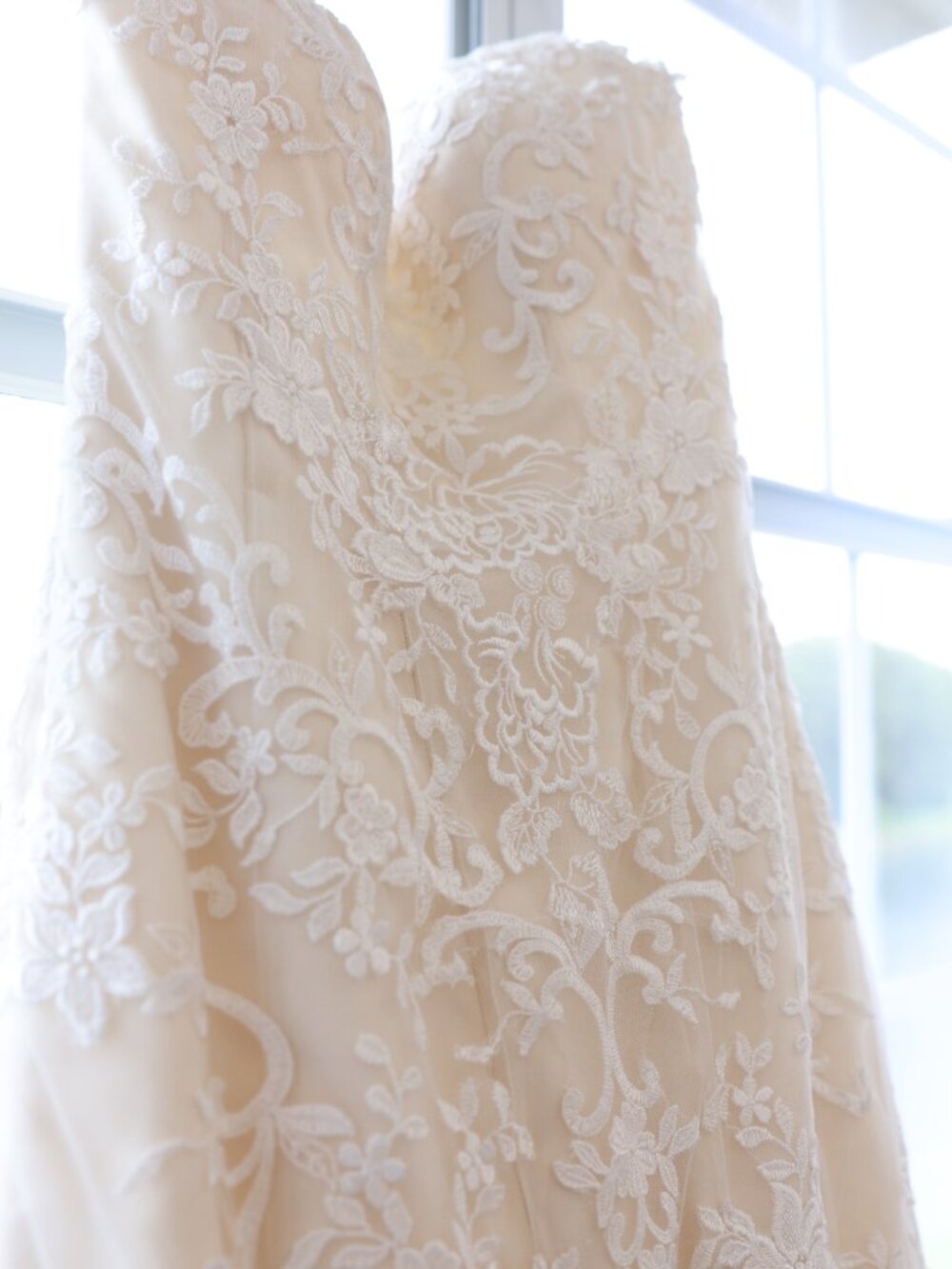 Paulina wedding gown by Maggie Sottero - Picture 2 of 16